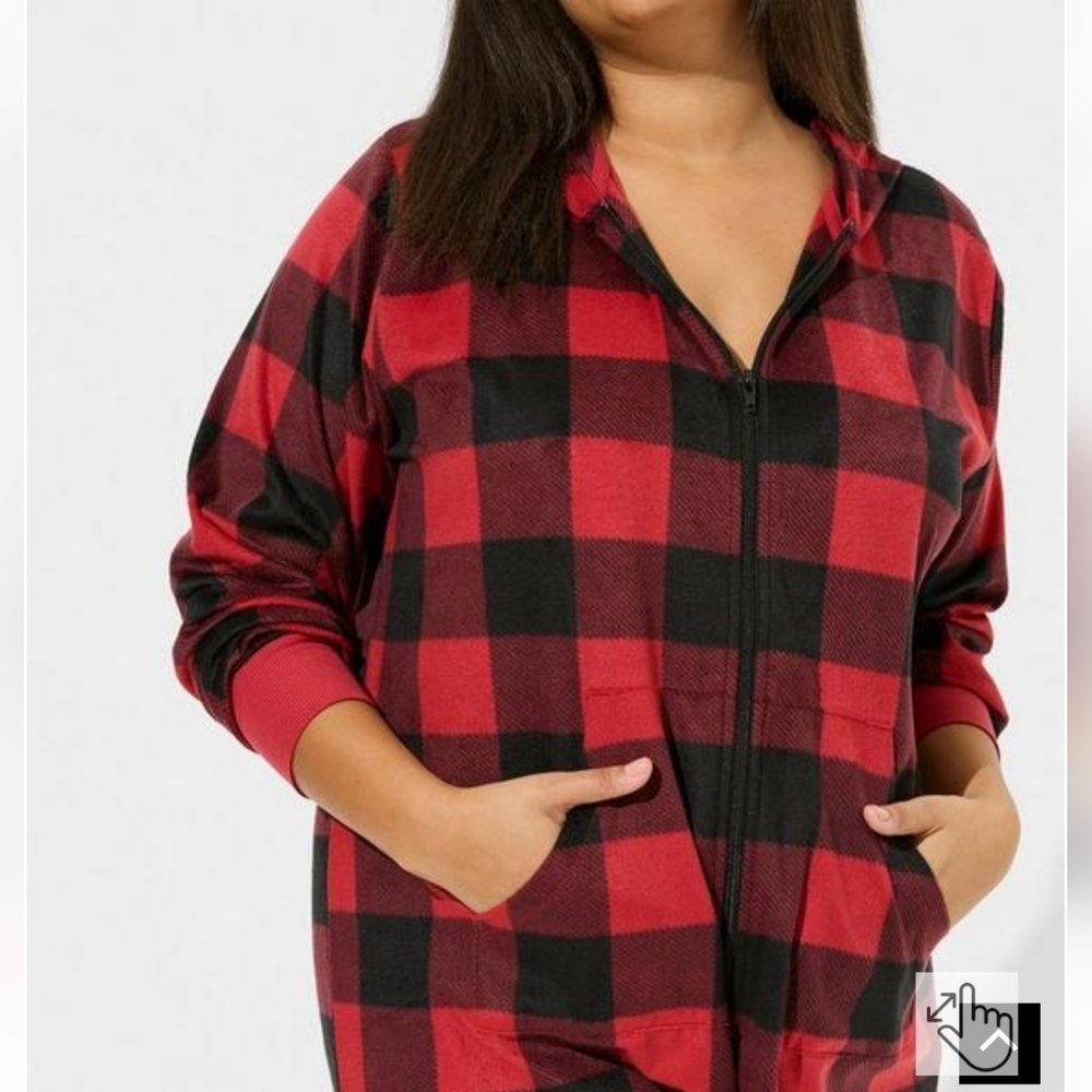 🆕️ 1X / 2X BUFFALO PLAID FLEECE HOODED BACK FLAP LOUNGING ONESIE - Picture 2 of 7
